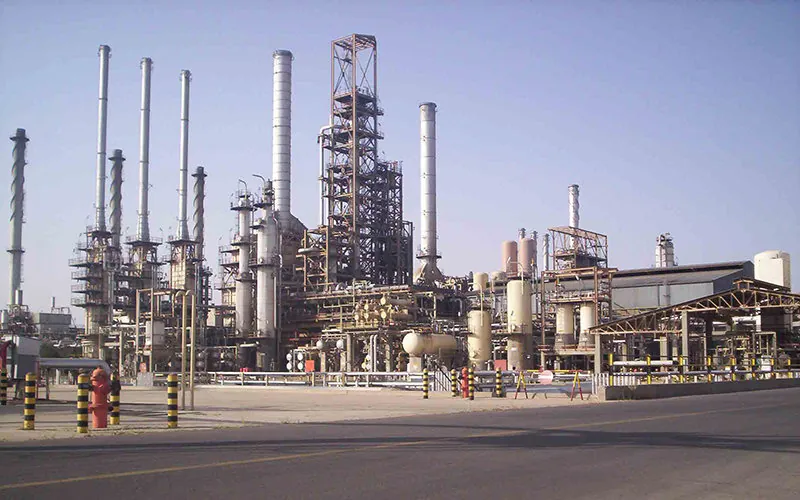 بلاتکلیفی بزرگترین پروژه نفتی غرب کشور/ طرحی که ۱۷ ساله شد